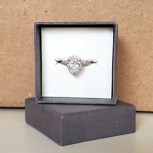 Pear shaped halo Swarovski Crystal with studded band